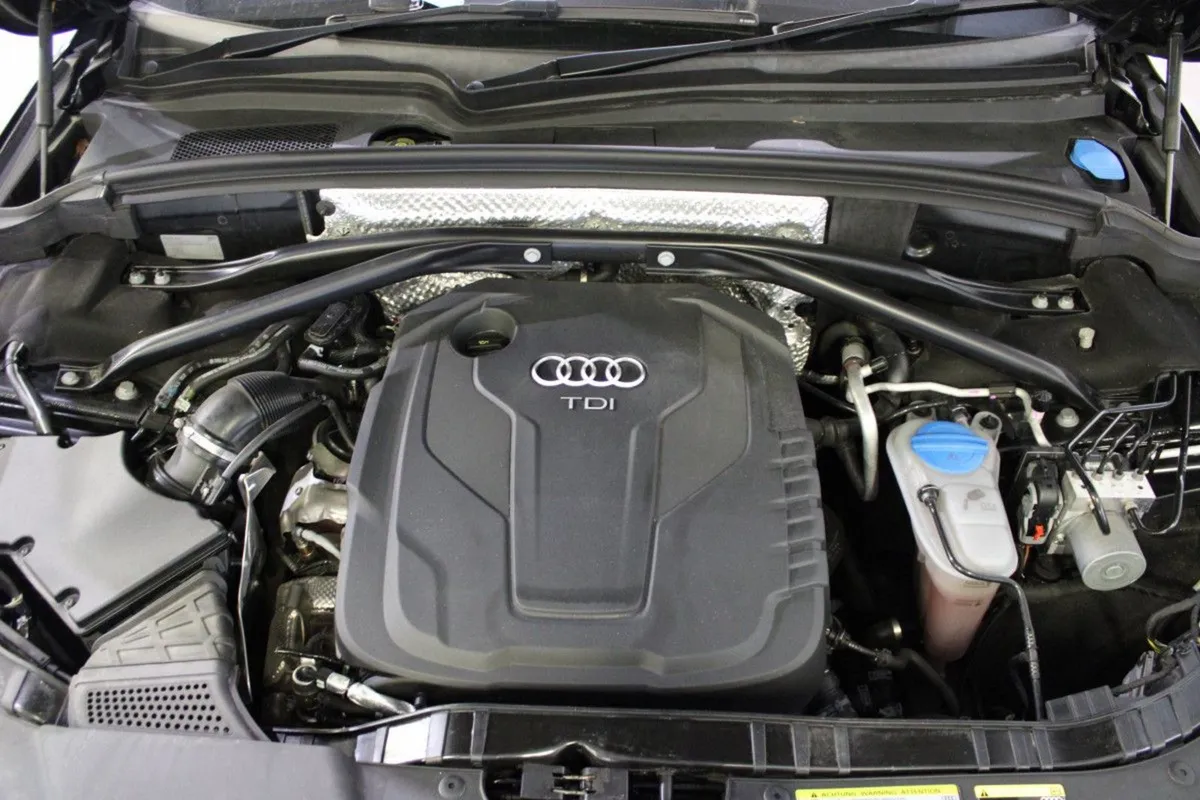 Audi Q5 2.0tdi 150HP Ultra SE - Image 4