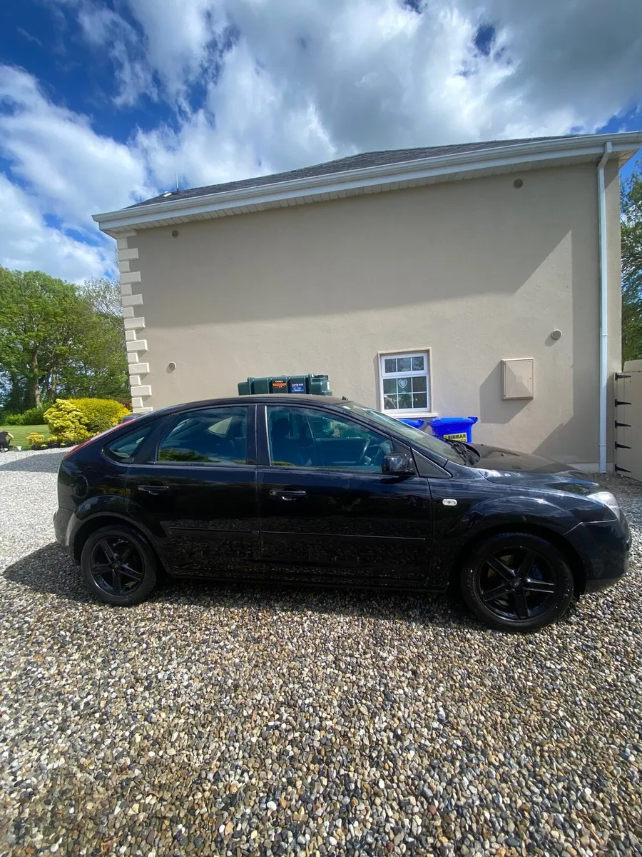 2008 Ford Focus (low milage) - Image 4