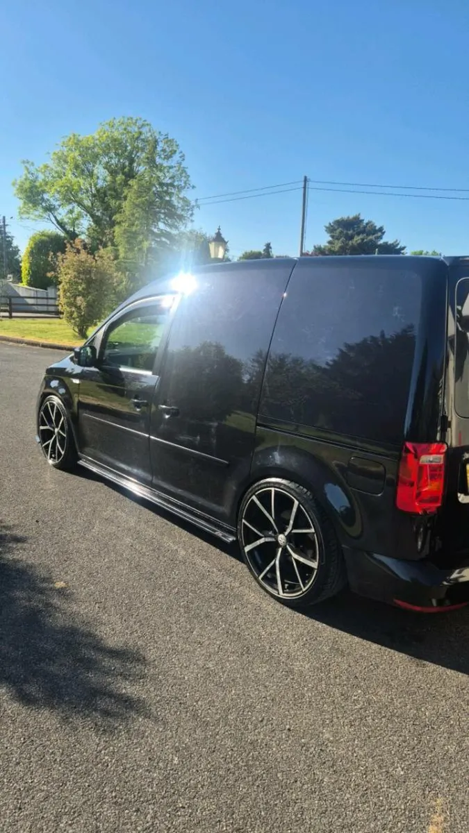 Vollswagon Caddy 2019 - Image 3