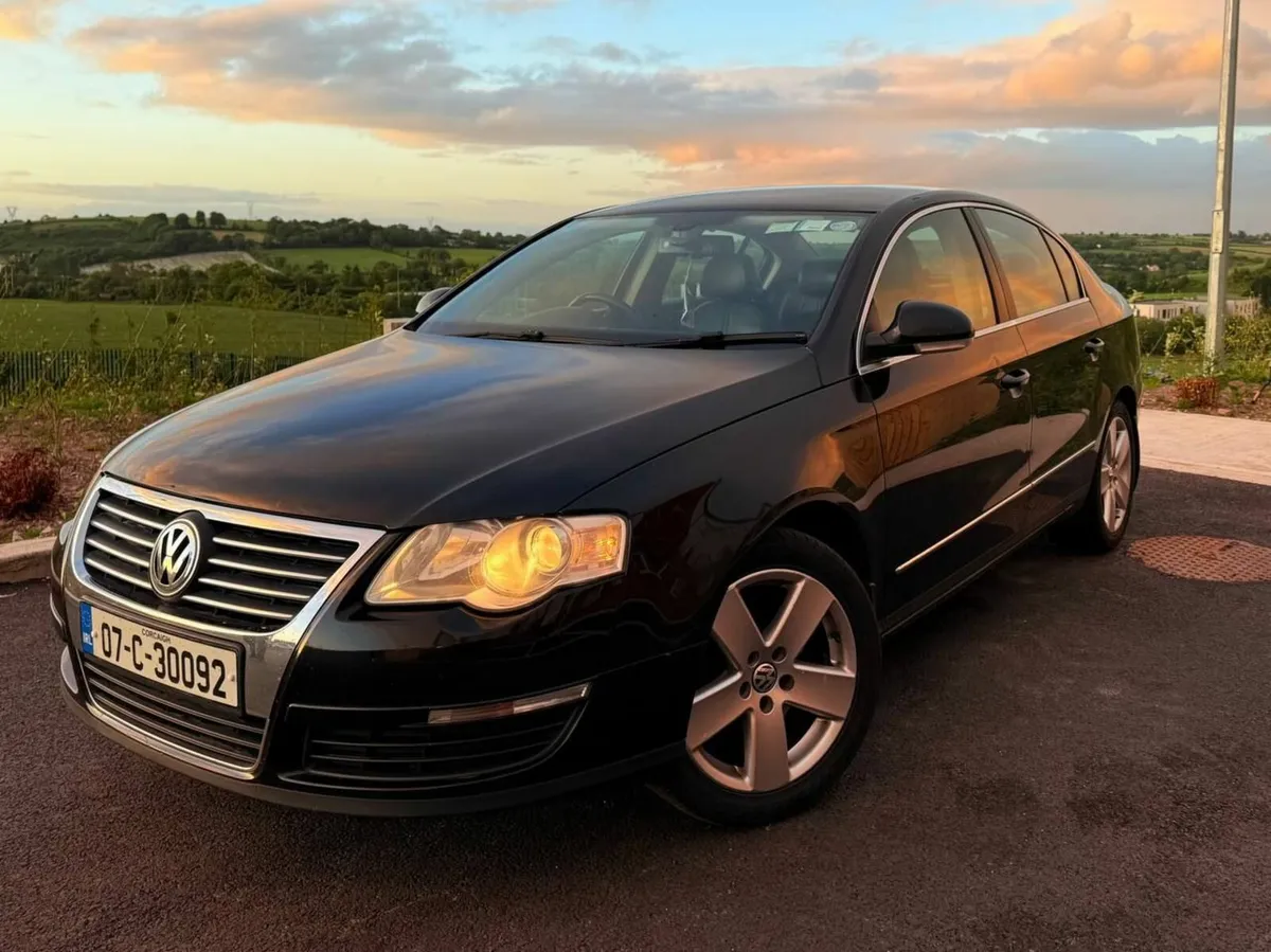 Volkswagen Passat B6 2.0 TDI 240hp CarPlay, Loaded - Image 1