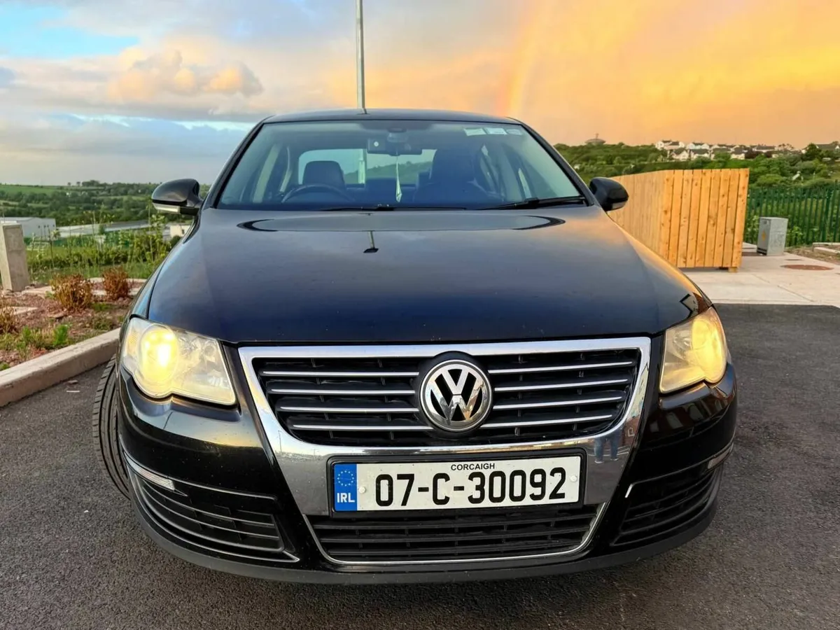 Volkswagen Passat B6 2.0 TDI 240hp CarPlay, Loaded - Image 2