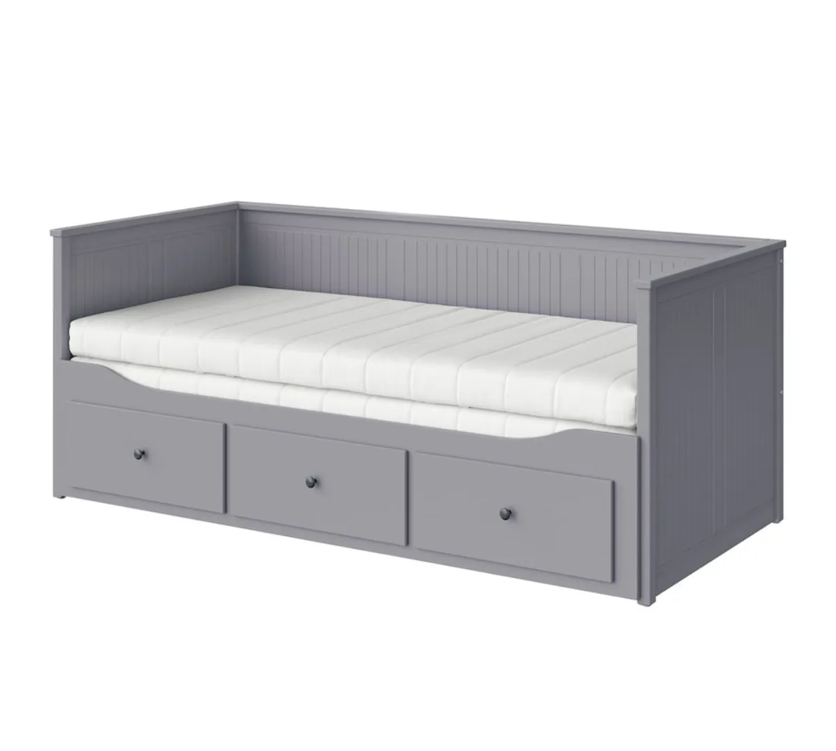 Bed - Image 1