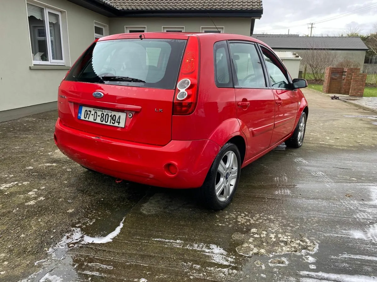 Ford Fiesta 2007 - Image 2