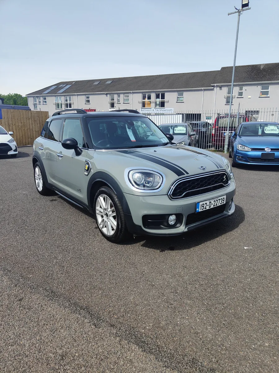 MINI COUNTRYMAN HYBRID 4X4 AUTO - Image 1