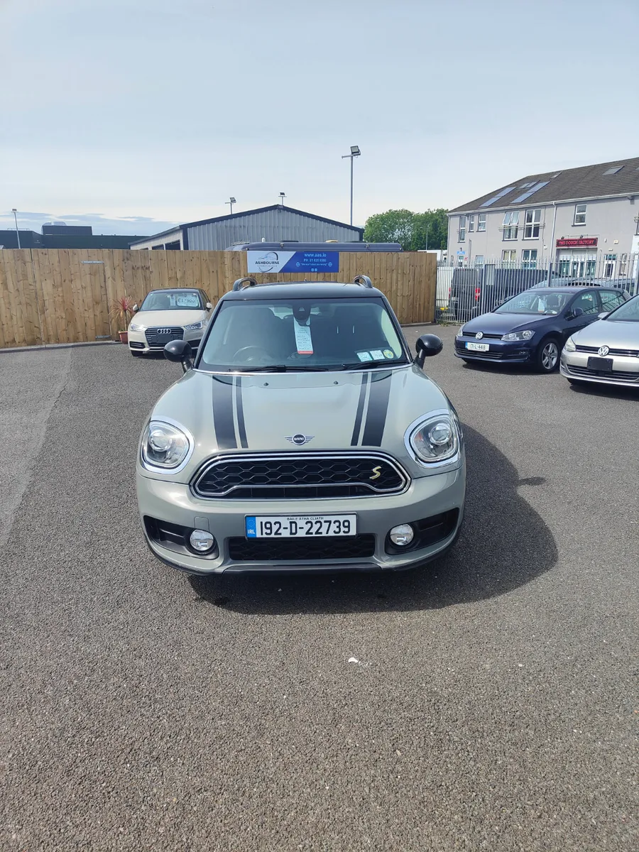 MINI COUNTRYMAN HYBRID 4X4 AUTO - Image 2
