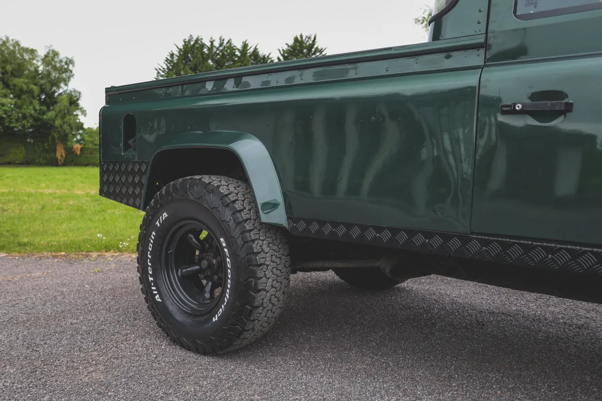 1988 Land Rover Defender 110 V8 Pickup (30k miles) - Image 4