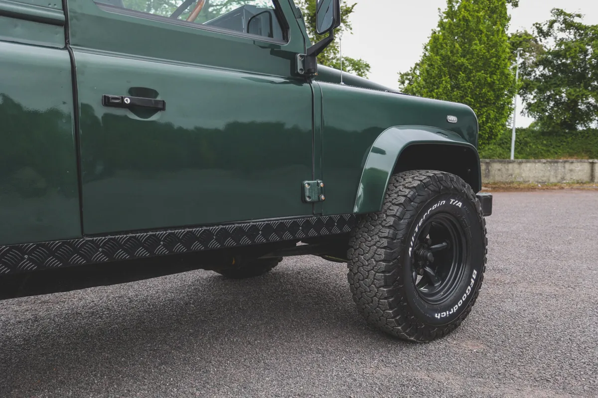 1988 Land Rover Defender 110 V8 Pickup (30k miles) - Image 3