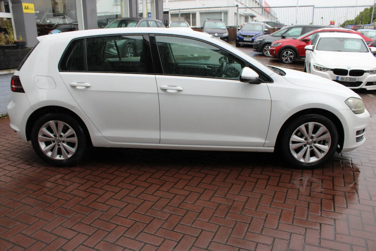 Volkswagen Golf 1.2 Tsi Comfortline Plus Automatic - Image 3