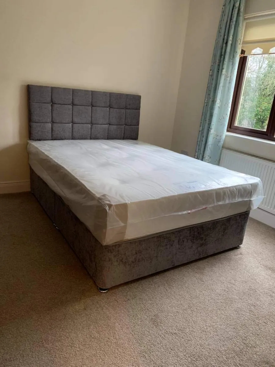 Double beds - Image 4