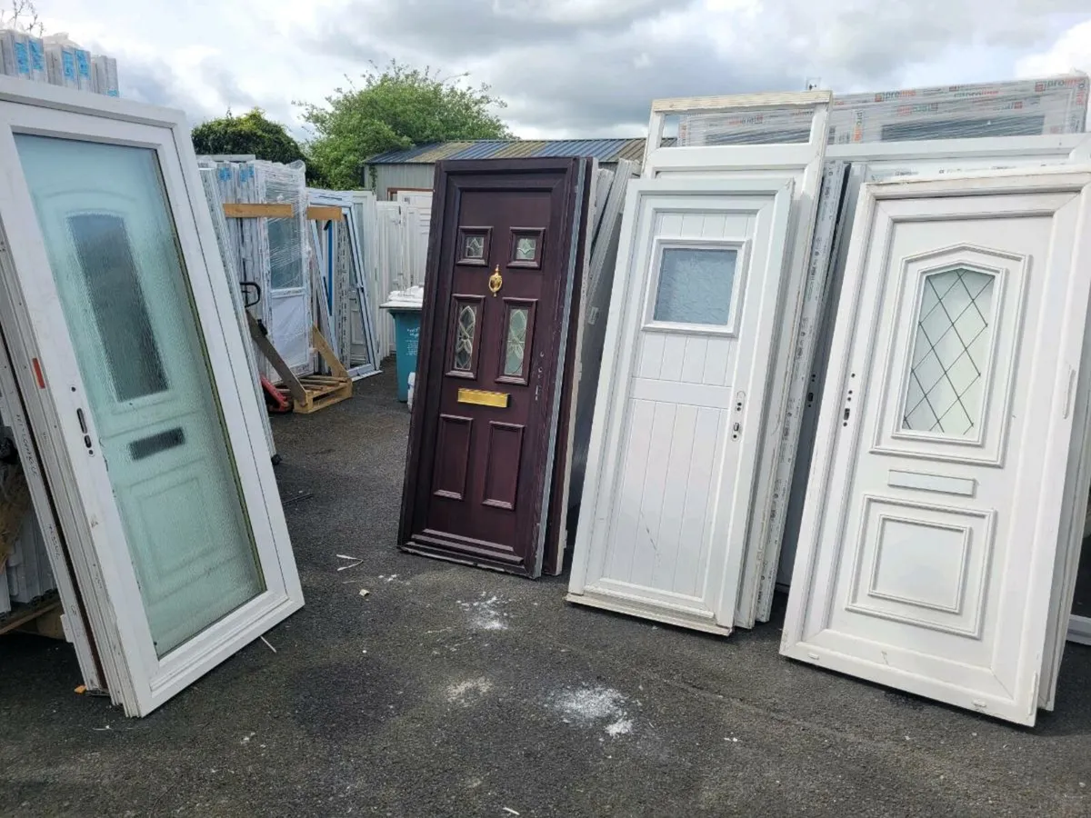 Toms pvc doors D22PP30 - Image 1