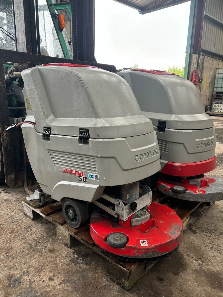 Comac scrubber drier floor cleaners - Image 1