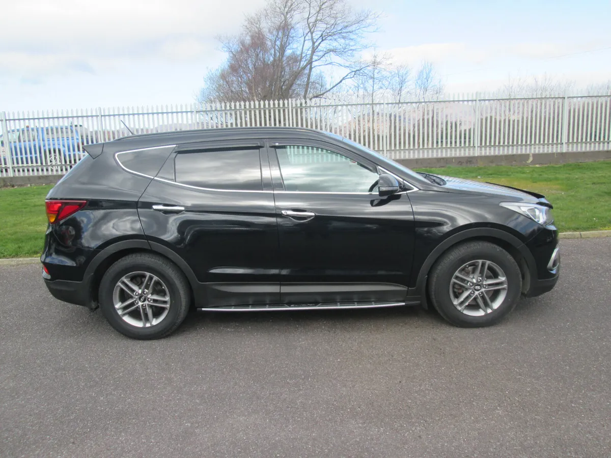 2017 Hyundai Santa Fe 2.2 Crdi Auto Cvrt 04/2026 - Image 3