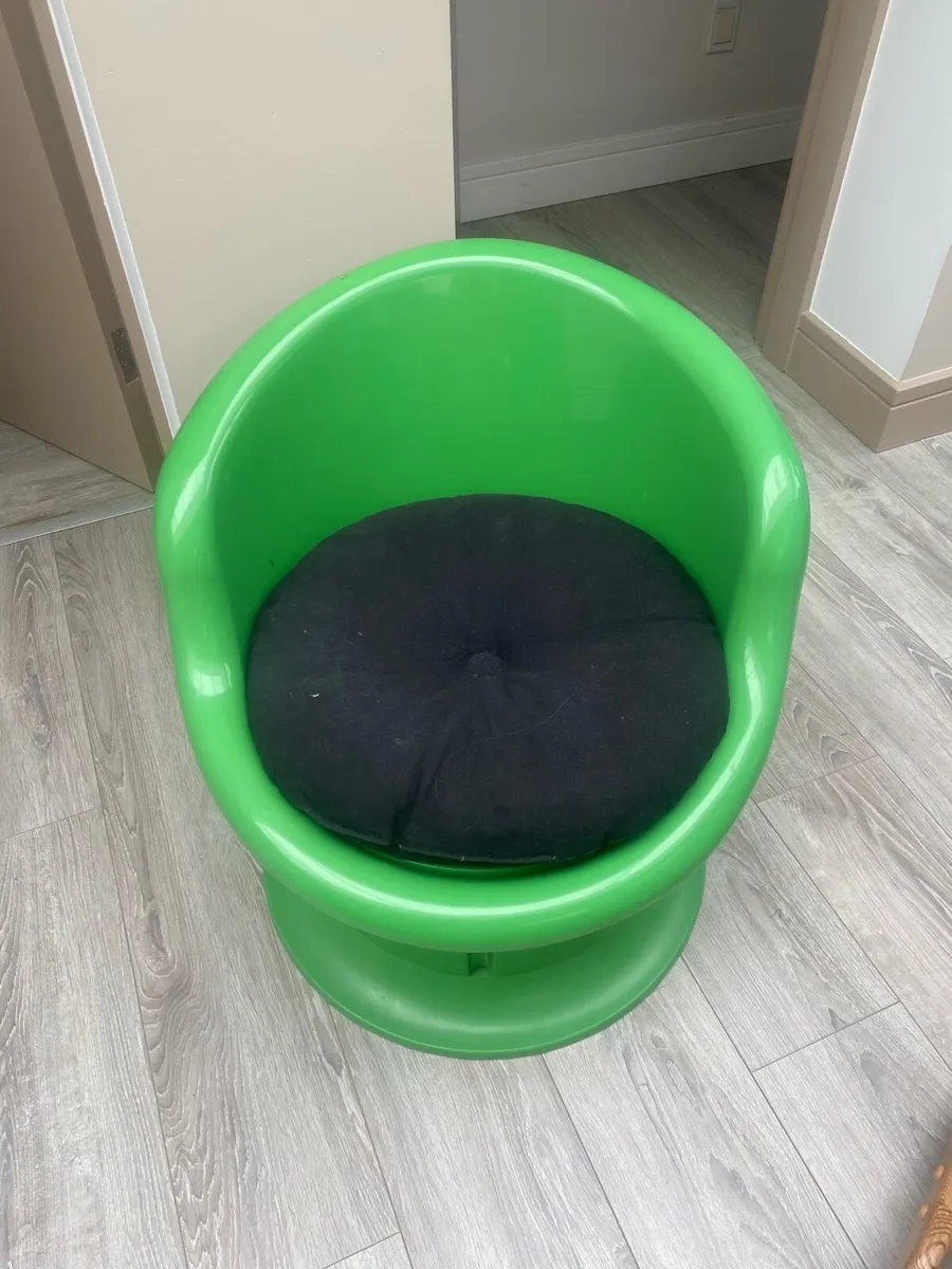 Kids Chair - Image 1