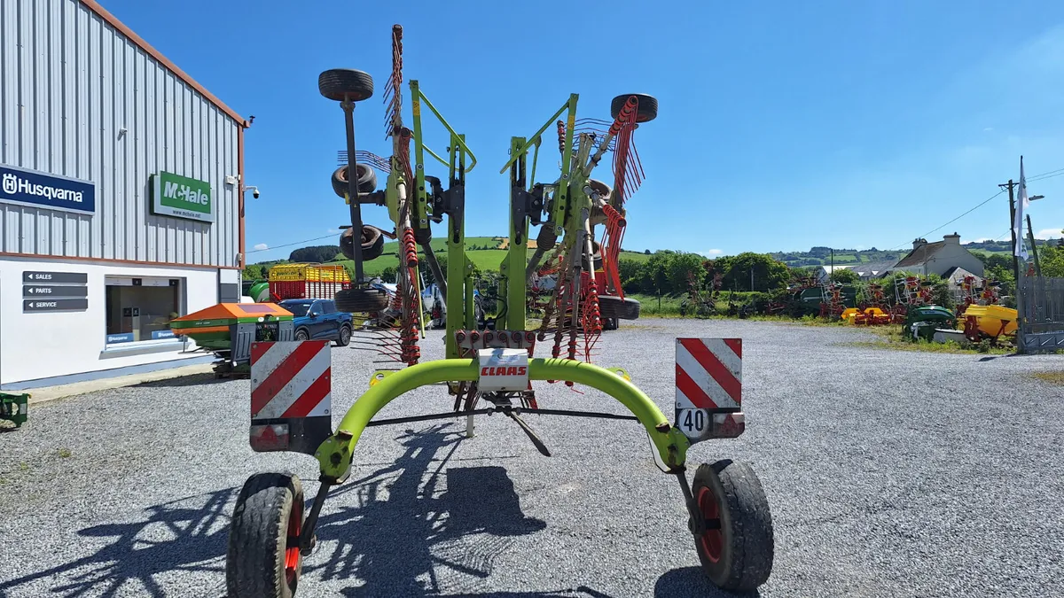 2021 CLAAS 2700 RAKE - Image 3