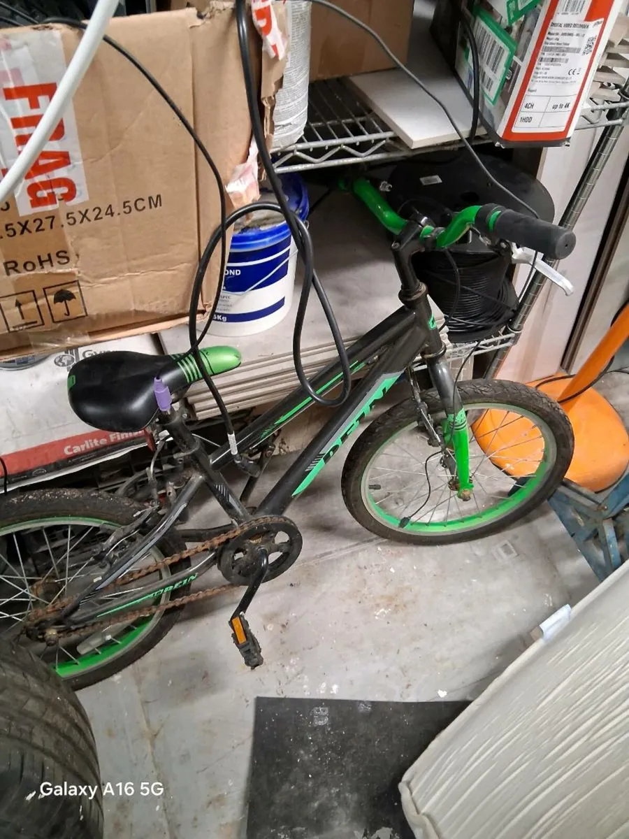 Child's bike - Image 1