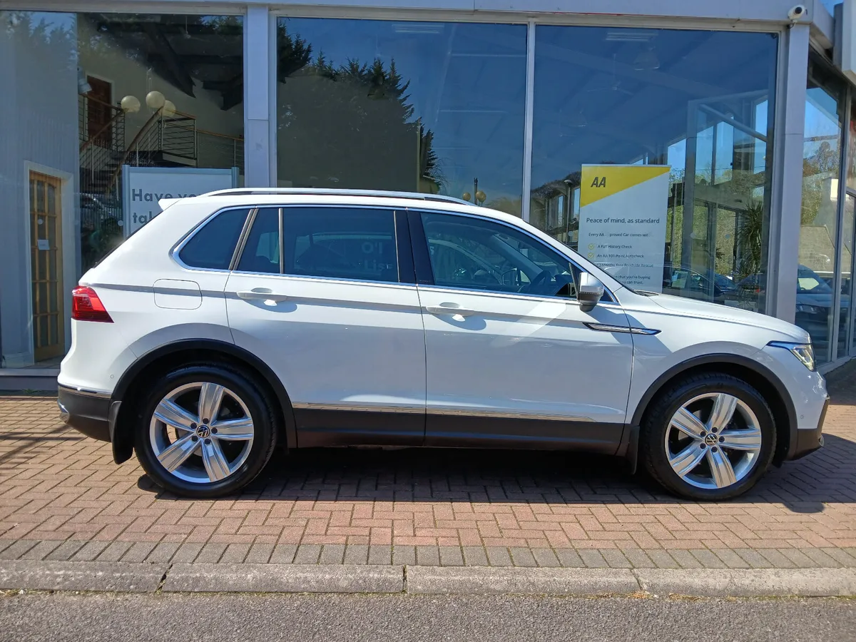 2022 Tiguan 2.0 TDi Elegance 150Bhp, White, 37km, - Image 3