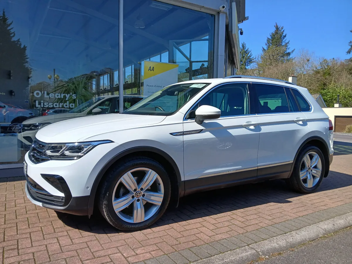 2022 Tiguan 2.0 TDi Elegance 150Bhp, White, 37km, - Image 2