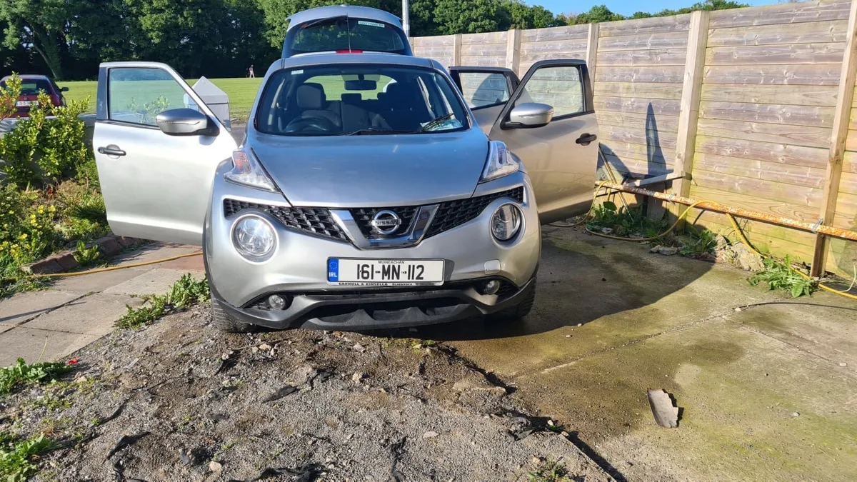 2016 Nissan Juke - Image 2