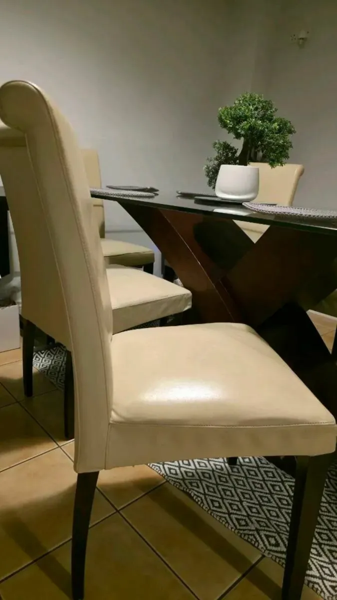 Glass table with 6x chairs dining table - Image 4