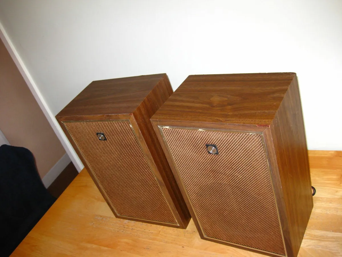 Pair Of Vintage ONKYO Speakers - Japan. - Image 4
