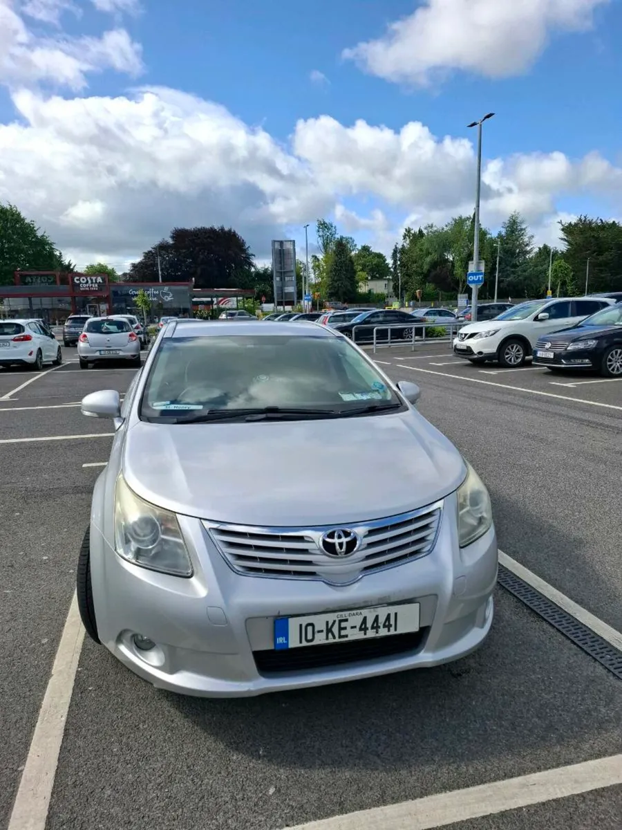 Toyota avensis  d4d Diesel Estate - Image 4