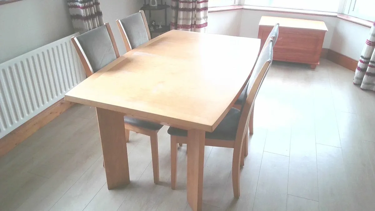 Skovby extendable dining table - Image 4