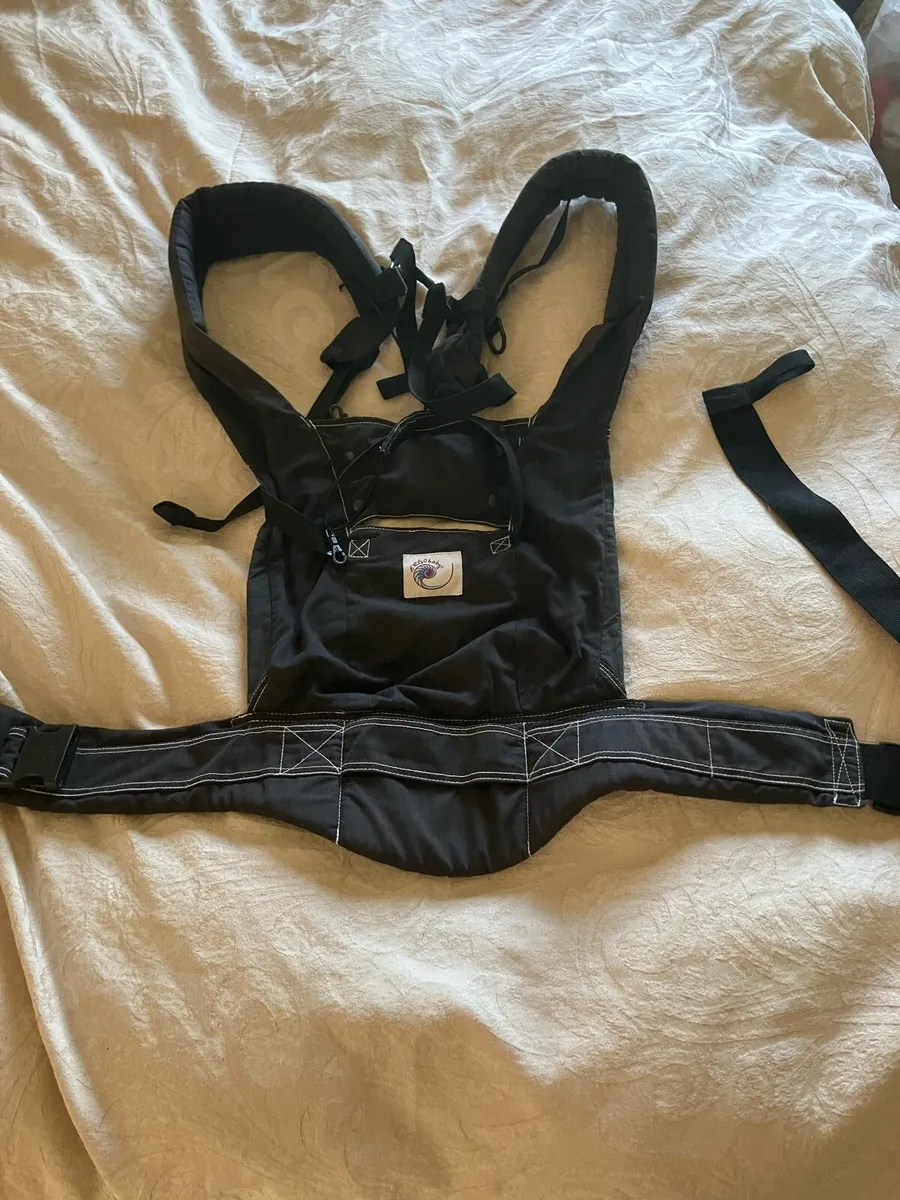 Ergo baby carrier