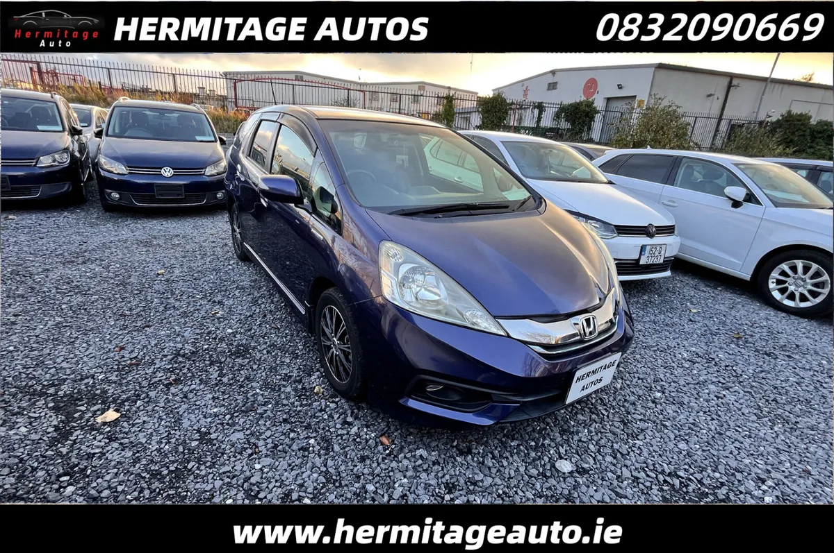Honda Shuttle 1.5 Hybrid 2014 - Image 1