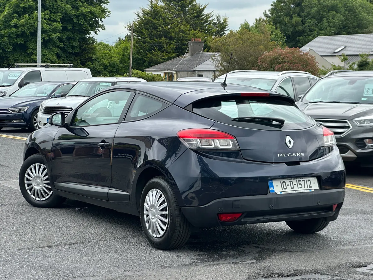 Renault Megane 2010 1.5 low mileage - Image 4