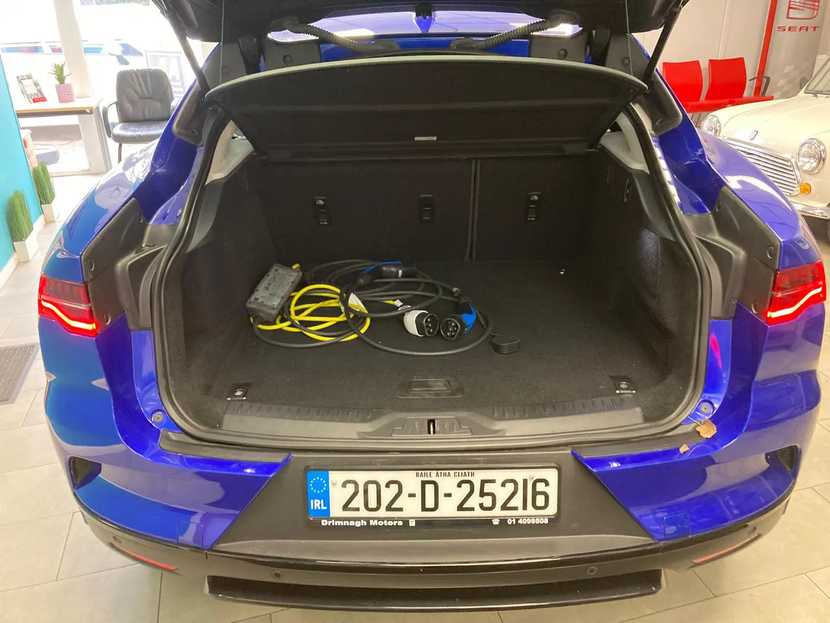 Jaguar I Pace , 400 km range - Image 2