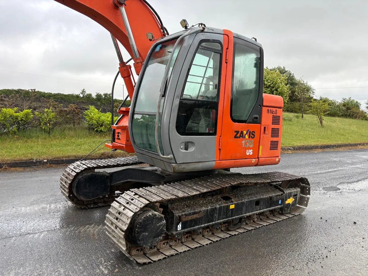 2008 Hitachi ZX135US - Image 3