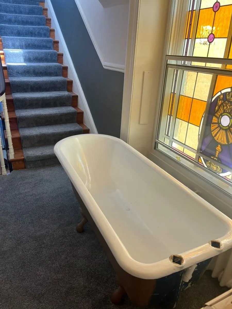 Antique Bath Tub - Image 2