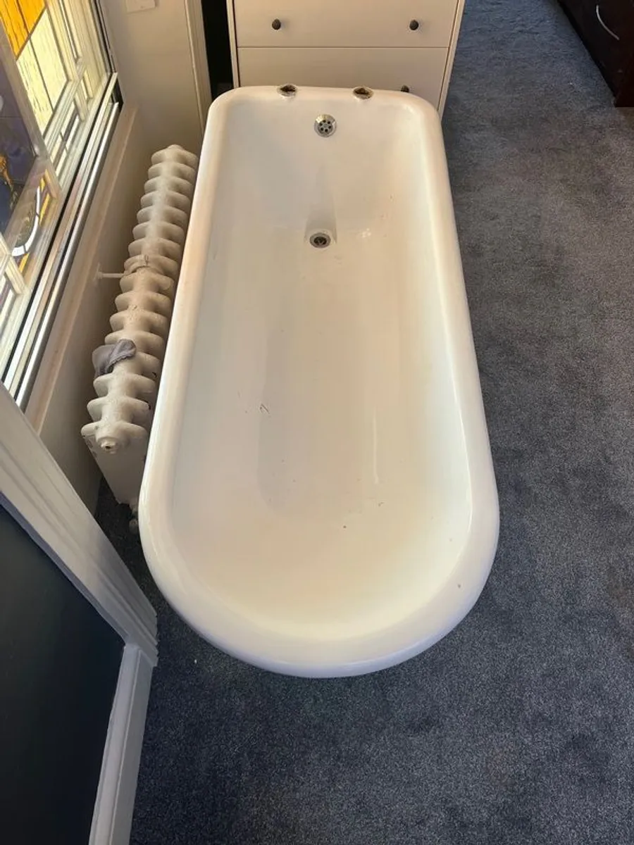 Antique Bath Tub - Image 4