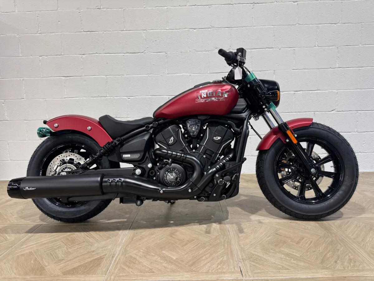 Indian Scout Bobber Limited 2025 - New - Image 1
