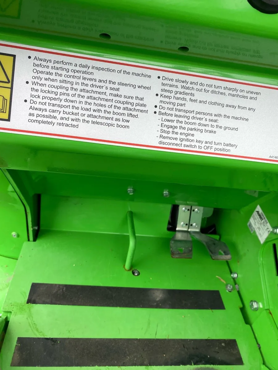 Avant mini loader - Image 2