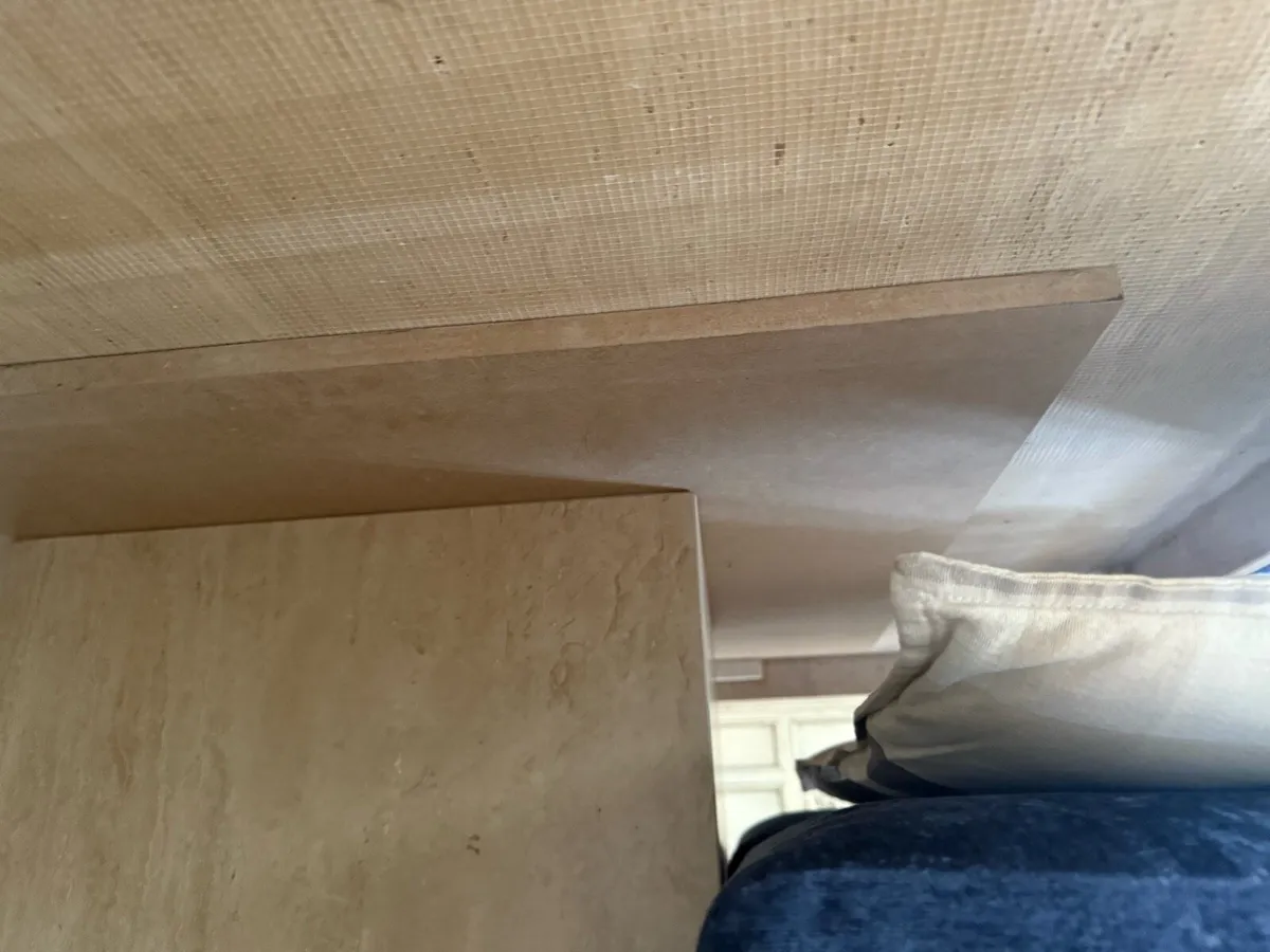 Kitchen Table - Image 3
