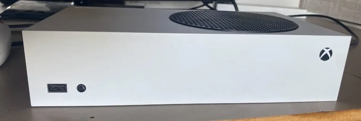 Xbox Series S - Image 2