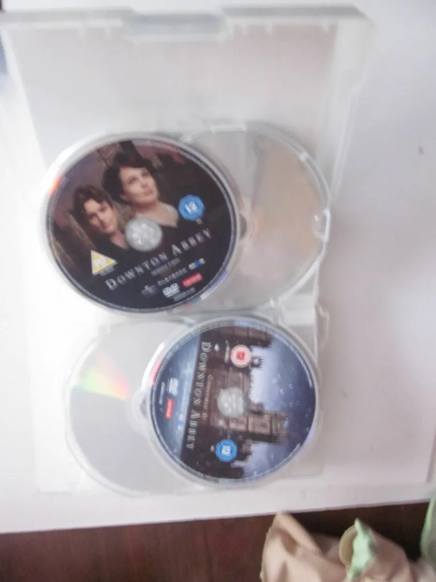 DOWNTON ABBEY, series 1-5 DVD BOX SET - Image 2
