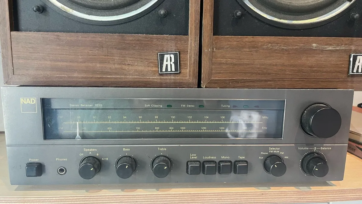 NAD Amplifier + Acoustic Research AR18 Speakers - Image 2