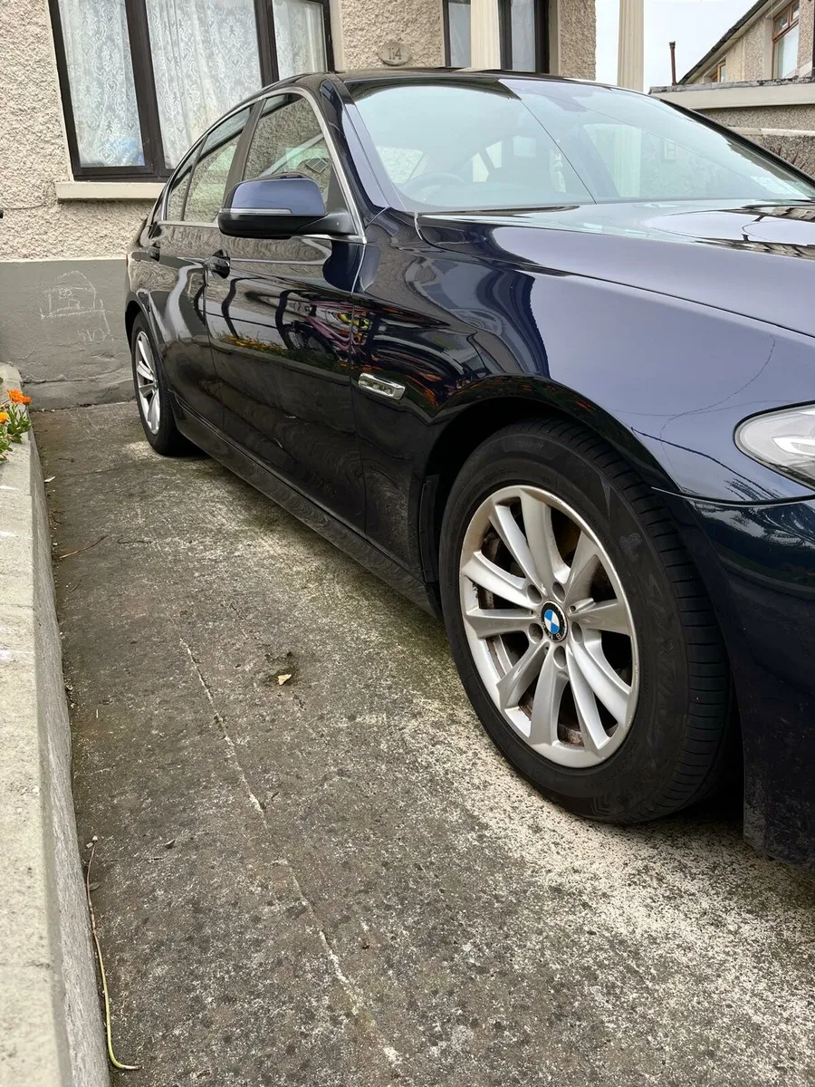 BMW 520D - Image 1