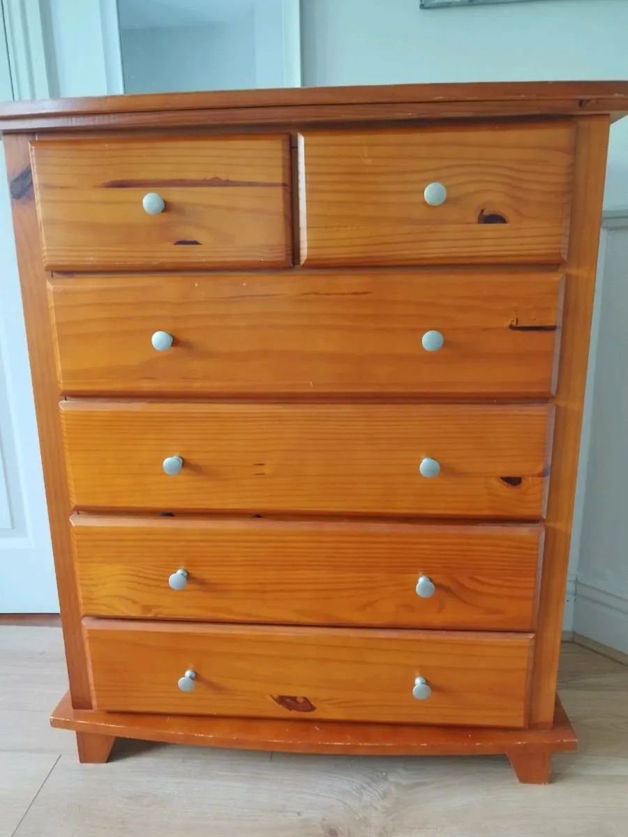 Chest of drawers - Image 1