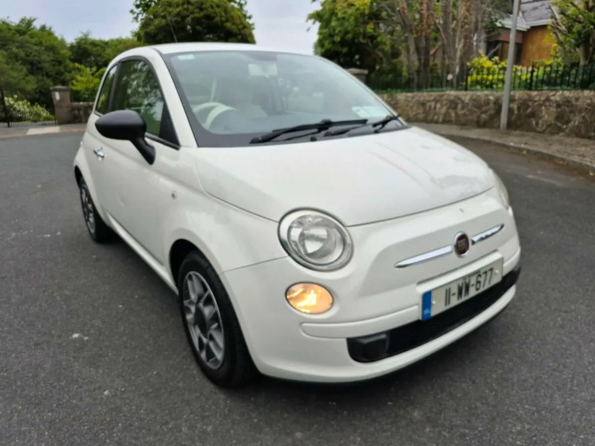 FIAT 500**VERY LOW MILEAGE**MINT** - Image 2