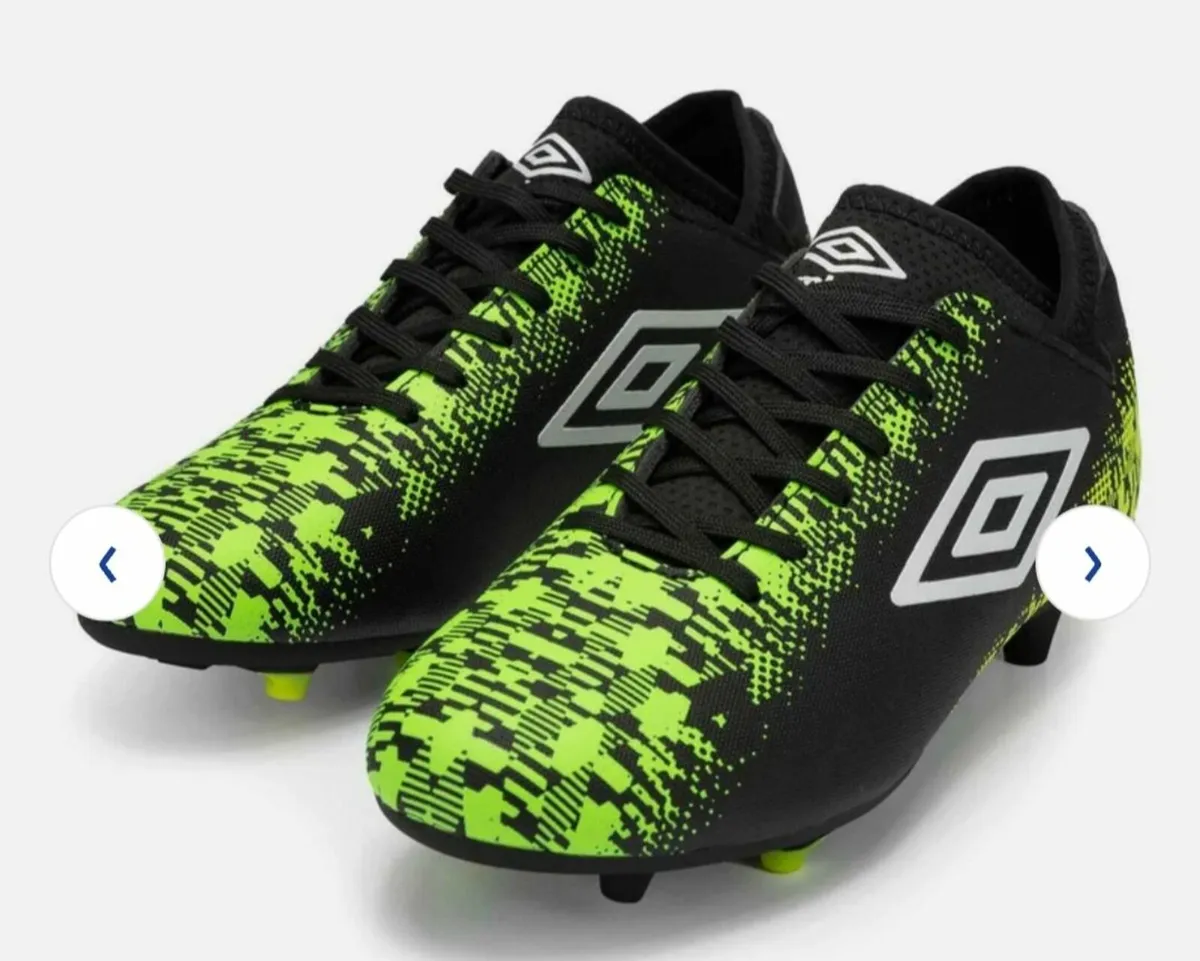 Umbro football boots - Image 1