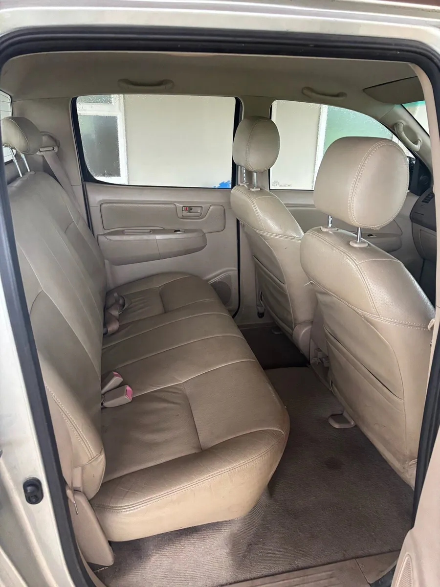 Toyota Hilux - Image 3