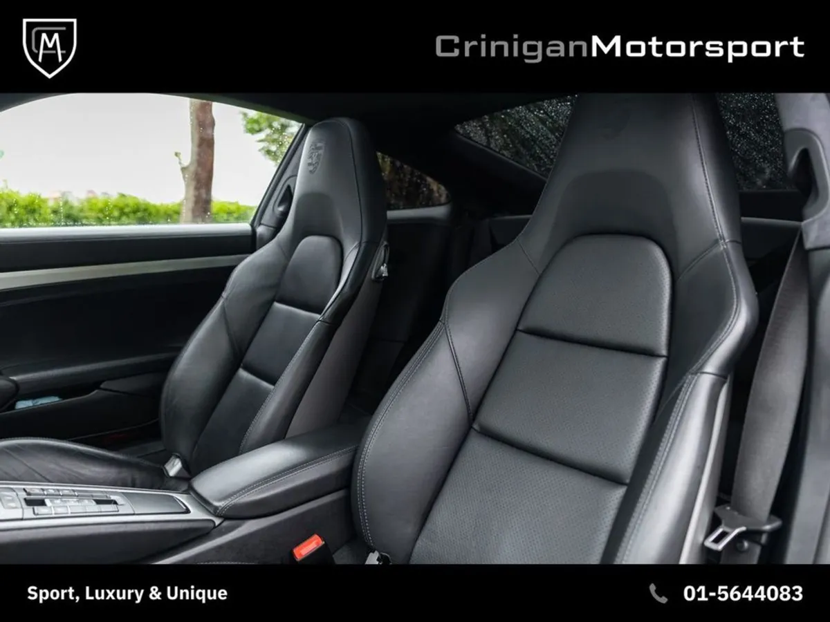Porsche 911 Carrera 4S - Image 3