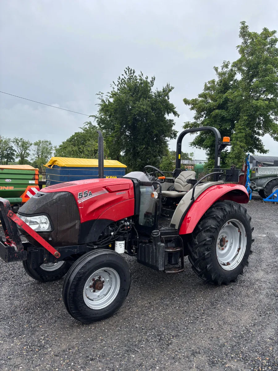 Case Farmall 55 tractor - Image 2