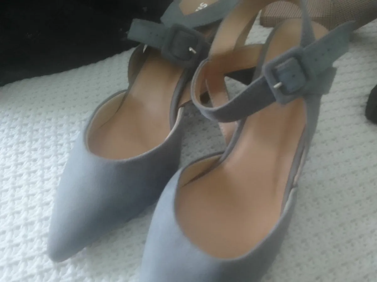 SIMPLY B LIGHT DENIM SHOES SIZE 7 NEW - Image 2
