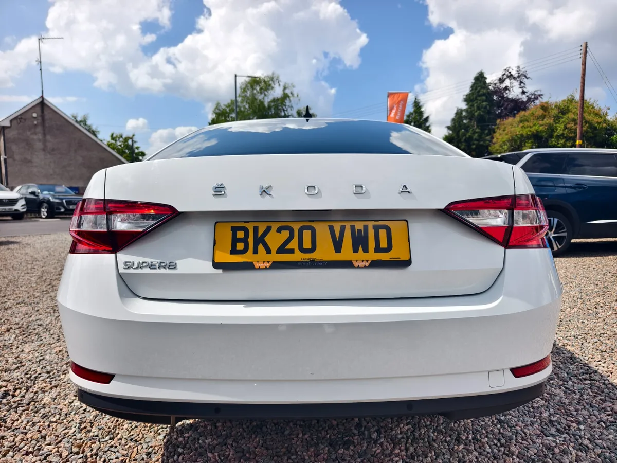 2020 Skoda Superb 2.0 TDI CR SE TECHNOLOGY DSG 5DR - Image 3
