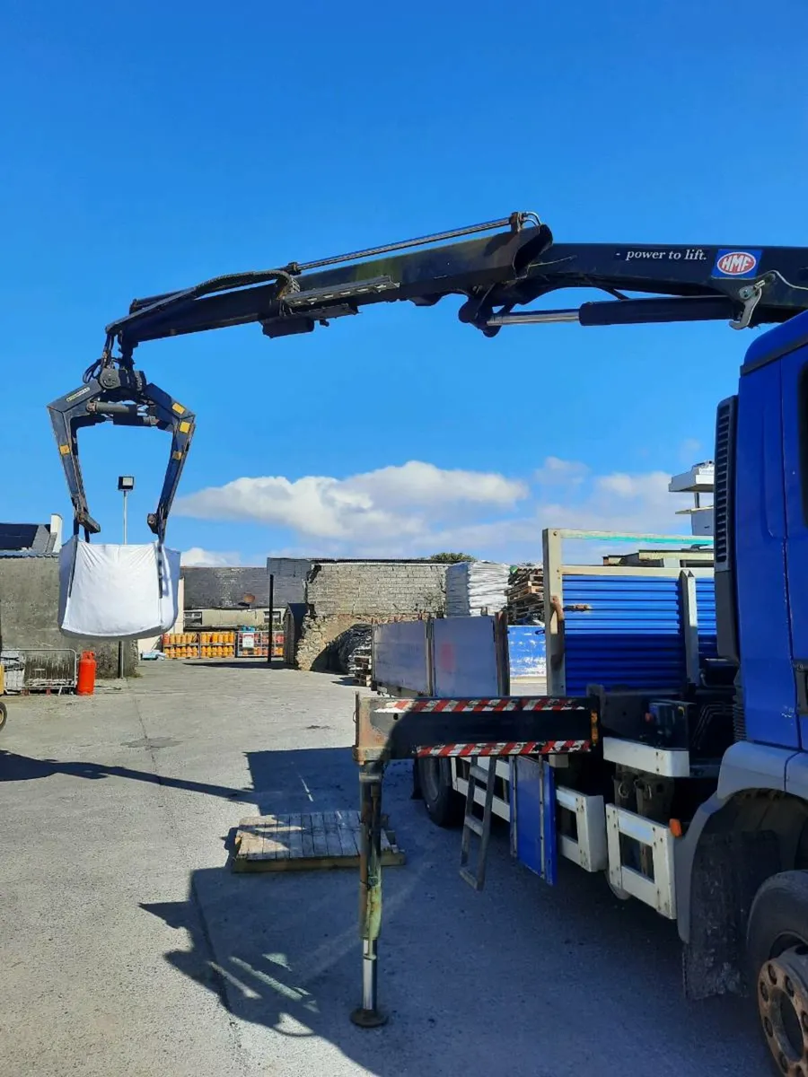 Man Crane Truck - Image 1