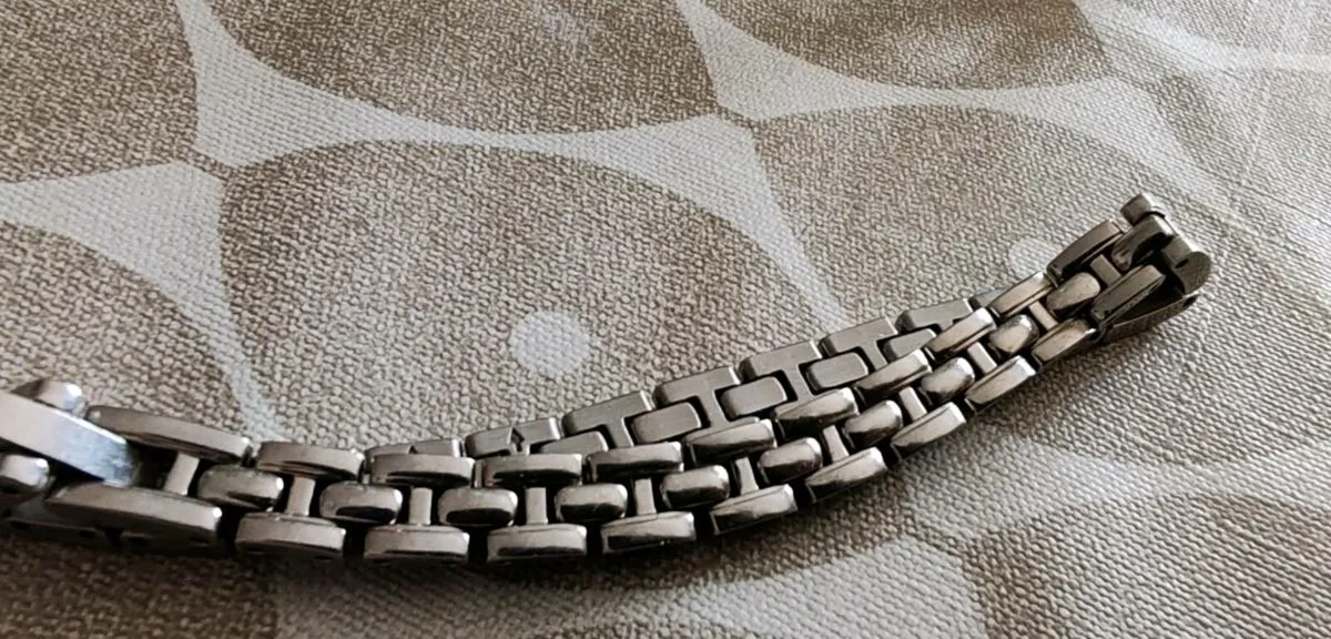 Retro silverstone bracelet - Image 2